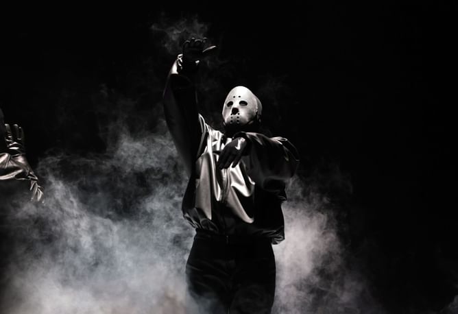 "Homie thinks this is going to be a banger song" — Internet reacts to Dave Blunts singing along to Kanye West's ‘Cousins’ song