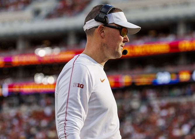 Former Oregon commit & 4-star DL commits to Lincoln Riley's USC for the Class of 2026