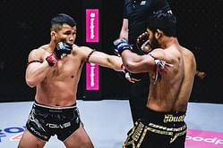FREE FULL FIGHT: Nong-O outguns Rodlek in historic all-legends Muay Thai clash in Singapore