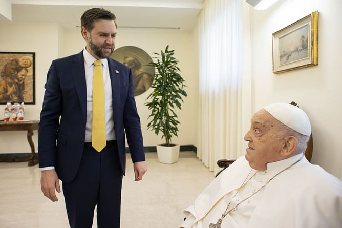 When did JD Vance and Pope Francis last meet? Megyn Kelly comments on Vice President's "pretty extraordinary" meeting with Pope before his death