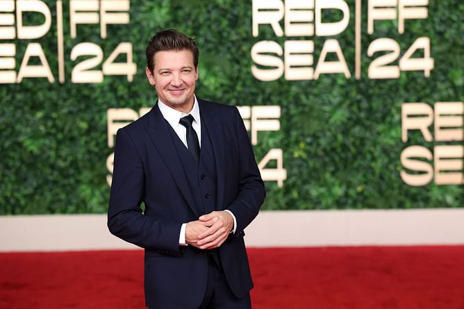 "I command excellence from everybody around me" — When Jeremy Renner gave his bold take on staying silent about one's frustrations