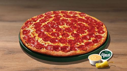 The Shaq-a-Roni pizza (Image via Papa Johns)
