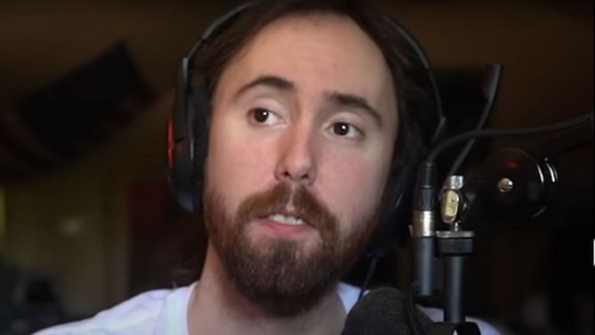 "Both very important": Asmongold says a mix of socialism and capitalism is the "best system"