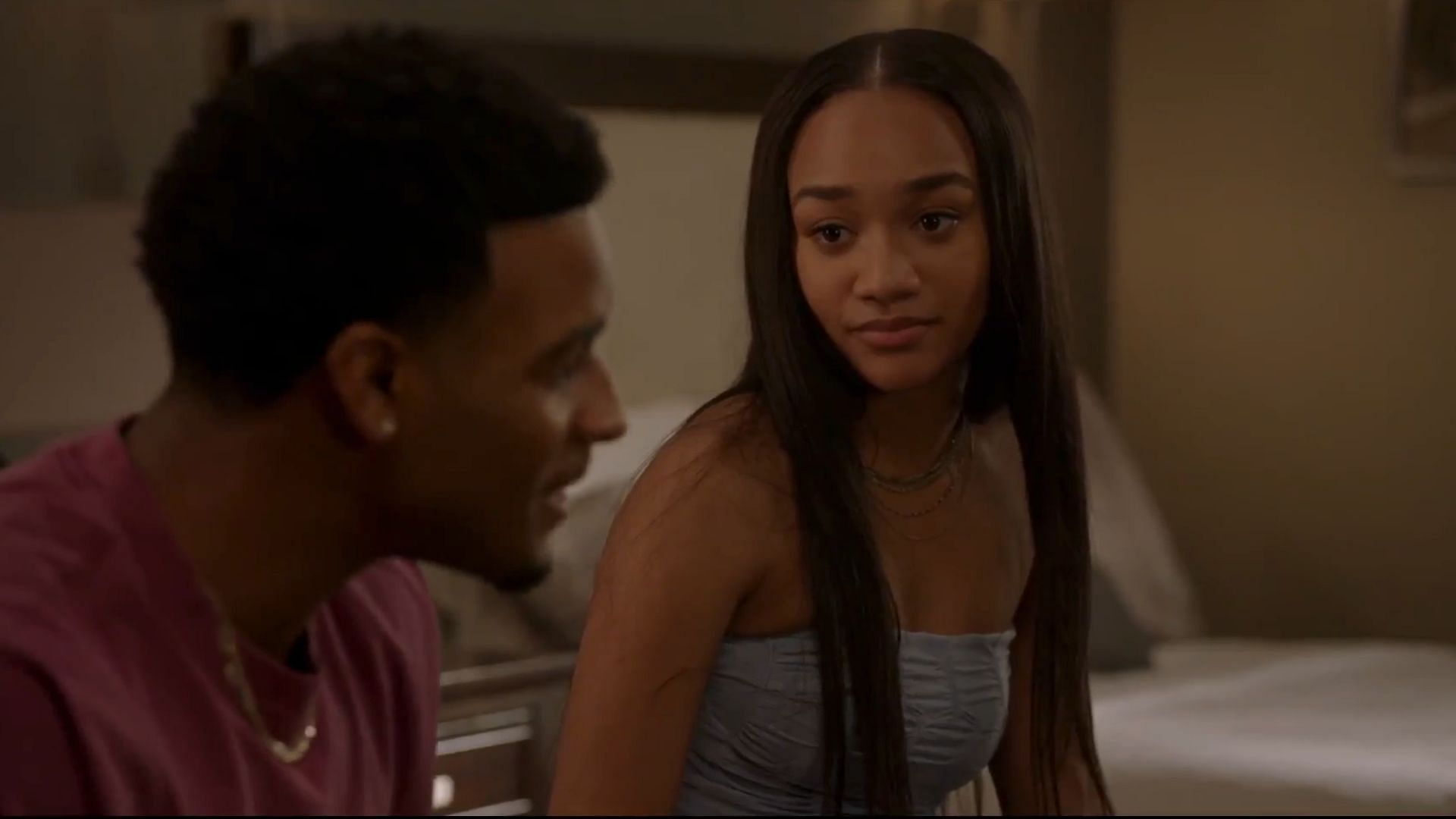 KJ and Tori make it official (Image via The CW)