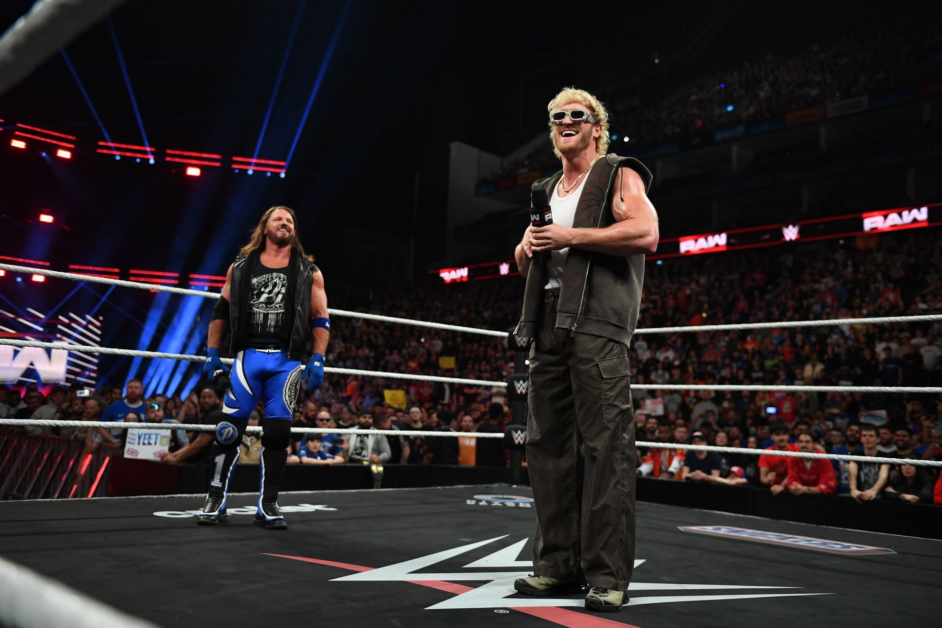 Monday Night RAW - Source: Getty