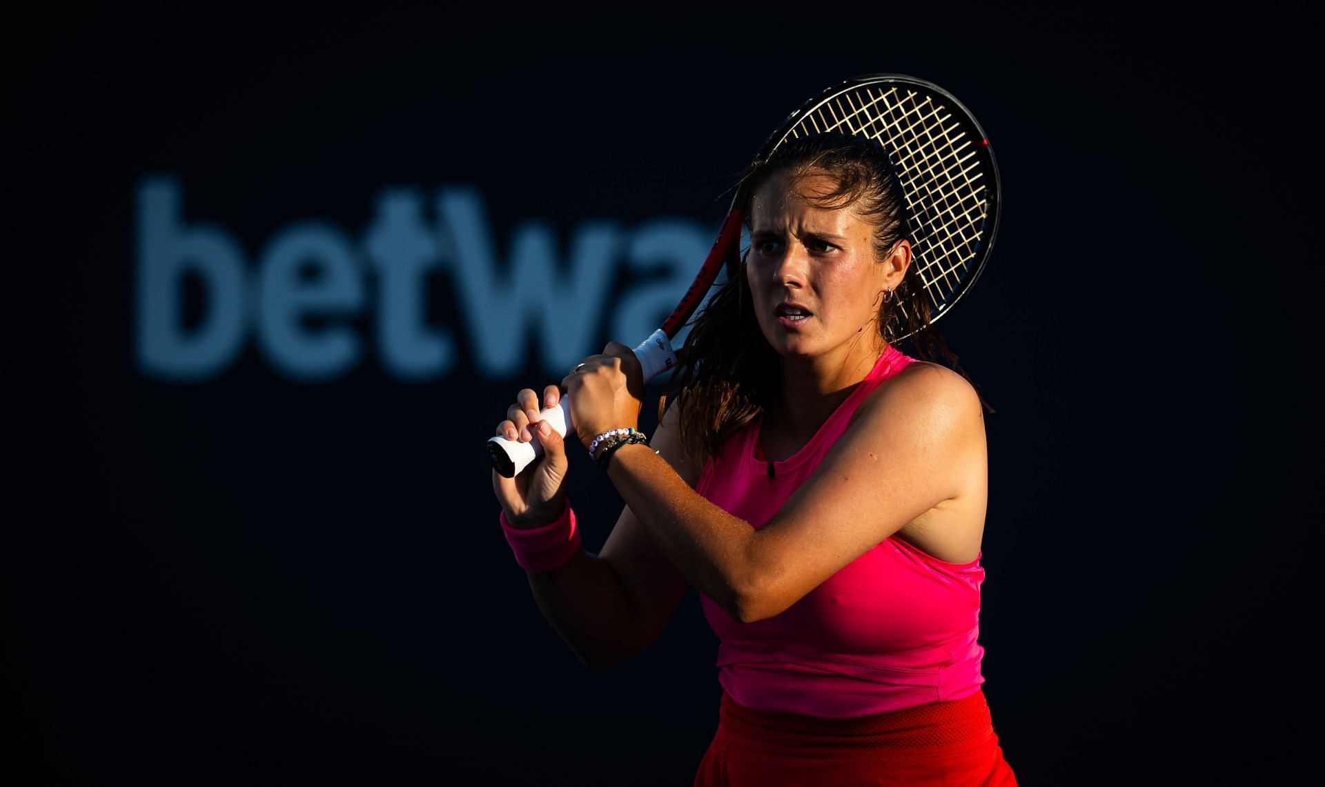 Kasatkina hits a backhand | Image Source: Getty