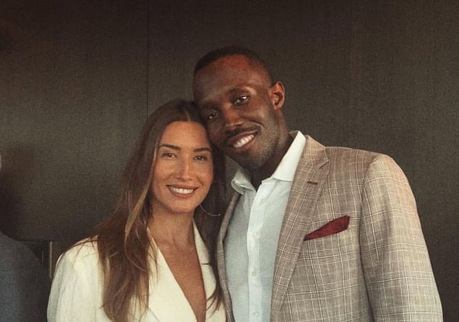 Vikings GM's wife Chelsea has 2-word reaction on Timberwolves beating Lakers to take 3-1 lead in NBA playoffs