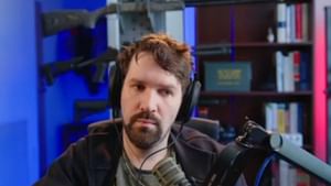 Destiny claims people are criticizing Frogan because of her unlikable personality and appearance, not her religion