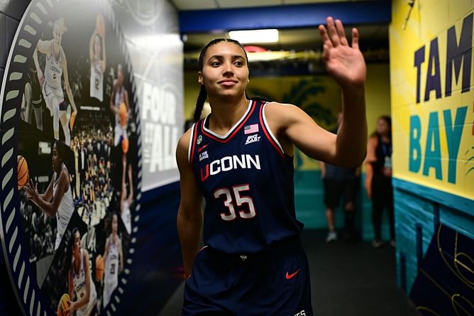 Azzi Fudd Stats Tonight: How did UConn star perform vs UCLA in Women's March Madness Final Four (Apr. 4)