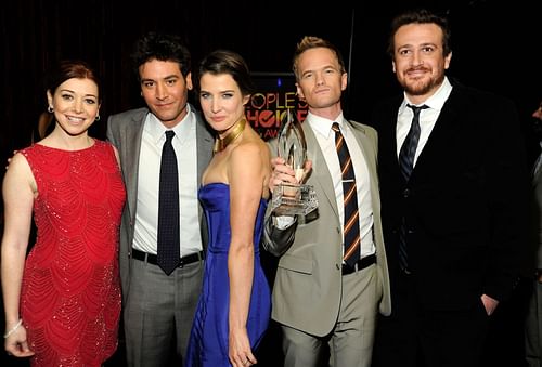 How I Met Your Mother cast at the 2012 People's Choice Awards (Image via Getty)