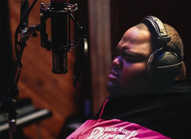 "I was trying not to cry" — Dave Blunts recalls the experience of meeting Kanye West for his upcoming album WW3