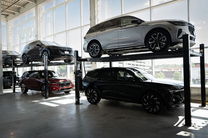 Is the Lincoln Dominus 2026 real? Viral images spark mass interest online