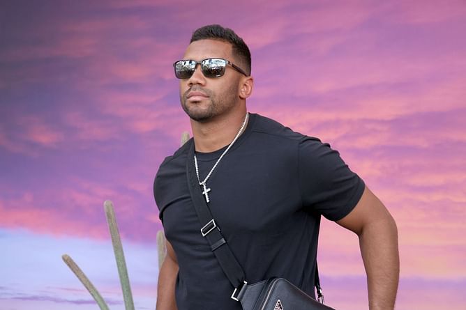 Russell Wilson sends message to Giants rookie Marcus Mbow's mom after NFL draft - "Excited to play with him"
