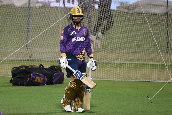 Mumbai Indians players jokingly bully Rinku Singh for asking for Rohit Sharma’s bat after MI vs KKR IPL 2025 match [Watch]
