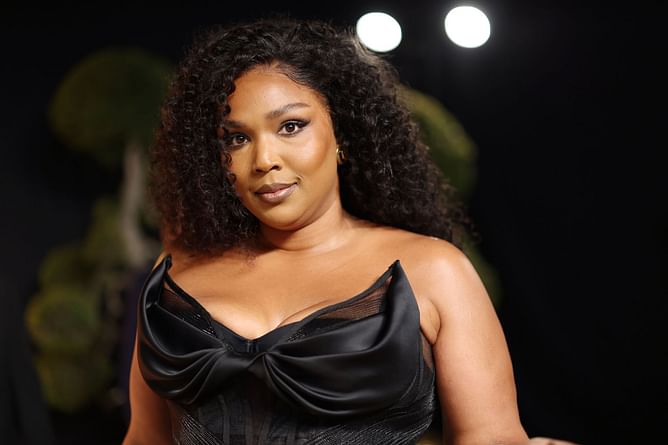 When did Lizzo stop being vegan? Singer shares details about her weight loss journey on TikTok