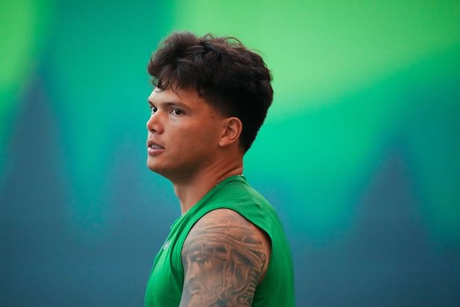 Dillon Gabriel sends message to NFL teams concerned about his height ahead of 2025 draft