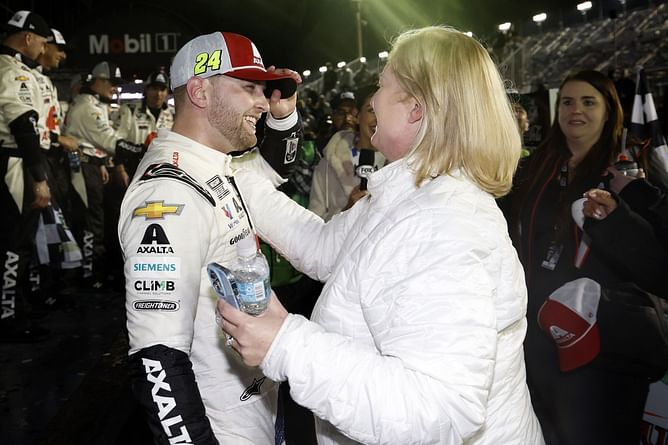 "We’re not a good pairing": William Byron blames holiday card game meltdowns on pairing with mom