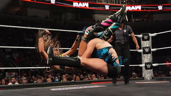 Vince Russo calls out current WWE champion's booking ahead of WrestleMania 41; feels it's too late to start new storyline (Exclusive)