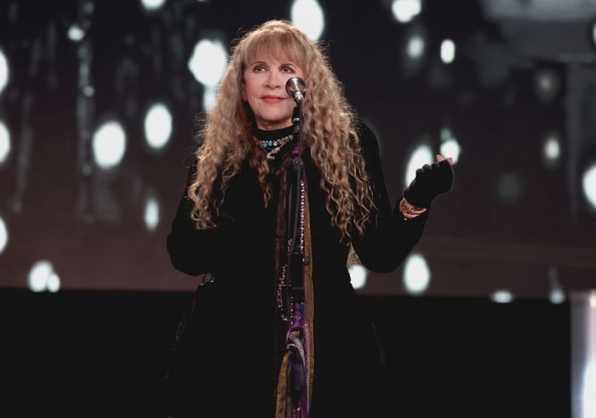 When was Stevie Nicks' last solo album? Singer announces she is working on a new album while being inducted into the Pollstar Hall Of Fame