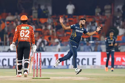 Mohammed Siraj picked up four wickets in GT's IPL 2025 clash against SRH. [P/C: iplt20.com]