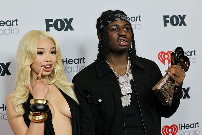 "We getting 4batz leaks now?" — Internet reacts to rapper's new song "caramel frappe" leaking online
