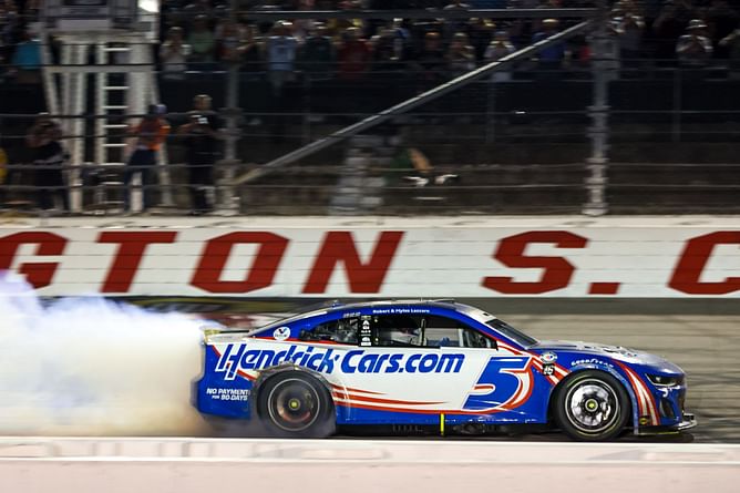Bob Pockrass delivers update on NASCAR’s choice of tire for Darlington throwback race