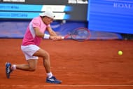 Baez plays a running backhand in the Tiriac Open 2025 - Source: Getty