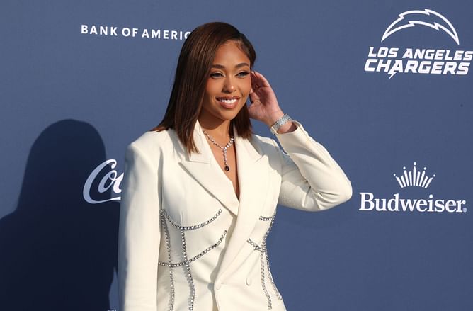 Jordyn Woods slays Knicks-themed ensemble as she brings playoff energy to the Garden