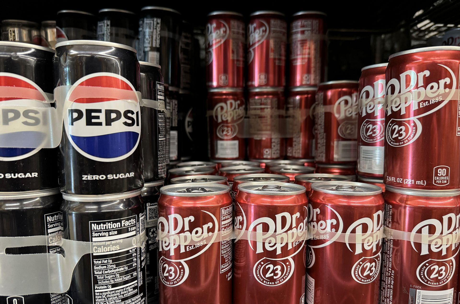 Dr. Pepper Ties Pepsi For 2nd Most Popular Soda In U.S., After Coca-Cola (Image via Getty)