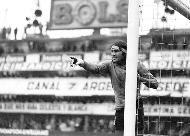 Argentina legend Hugo Gatti dies aged 80 due to complications following surgery