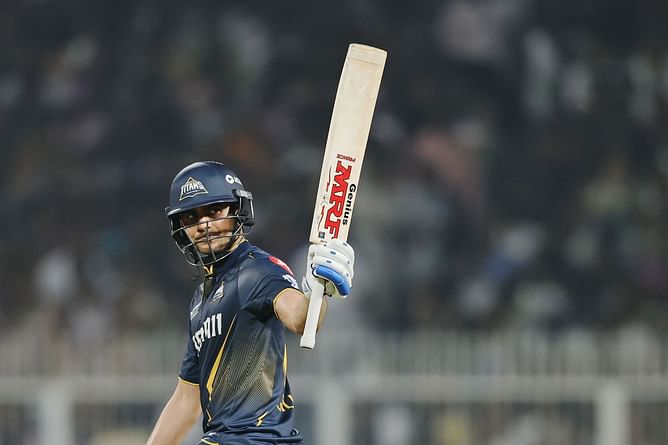 "He doesn’t just score runs, he paints them with strokes straight out of a textbook" - Fans laud Shubman Gill for his 90-run knock in KKR vs GT game