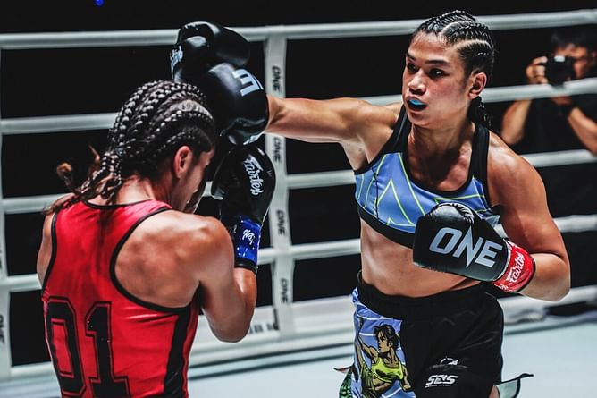 FREE FULL FIGHT: Filipino-American star Jackie Buntan captures world title glory in clinical duel vs. legendary Anissa Meksen