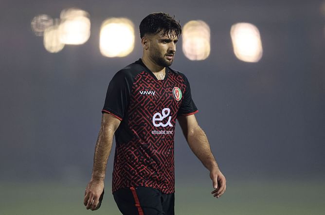 "Bat abhi dena padega" - Fazalhaq Farooqi teases his Afghanistan teammate over viral video after RR vs GT IPL 2025 match [Watch]