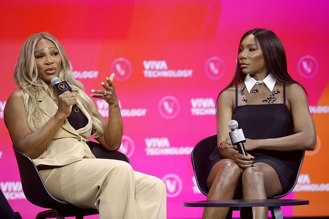Serena Williams drops 2-word reaction to sister Venus Williams' fashion archives