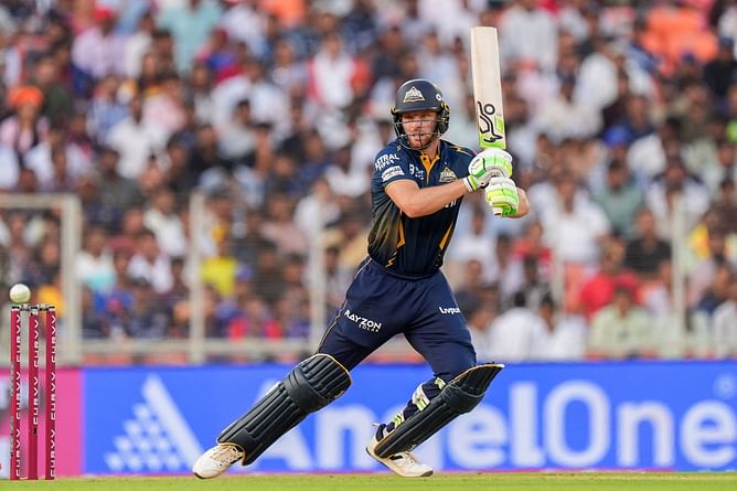 "Proper slap to some of those toxic fans" - Fans hail Jos Buttler for his incredible knock in GT vs DC IPL 2025 match