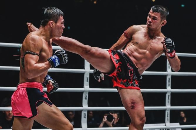 FREE FULL FIGHT: Thai icon Nong-O shows off his legend status in textbook beating of Saemapetch in Singapore