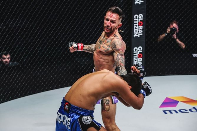 "Never give up" - Fans in pure of awe of Liam Harrison's display of sheer mental fortitude in crazy comeback vs. Muangthai