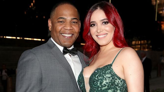 Edwin Encarnacion's wife Karen Yapoort turns up glamor in black bodycon outfit and fiery red hair extensions