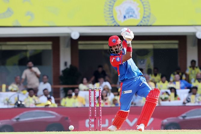 3 खिलाड़ी जो RCB vs DC मैच में बना सकते हैं सबसे ज्यादा रन, केएल राहुल फिर करेंगे कमाल?