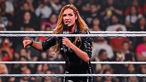 Current WWE champion breaks silence after major title match announced; fires brutal shots at Becky Lynch