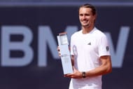 Zverev with the winner's trophy in the BMW Open 2025 - Source: Getty