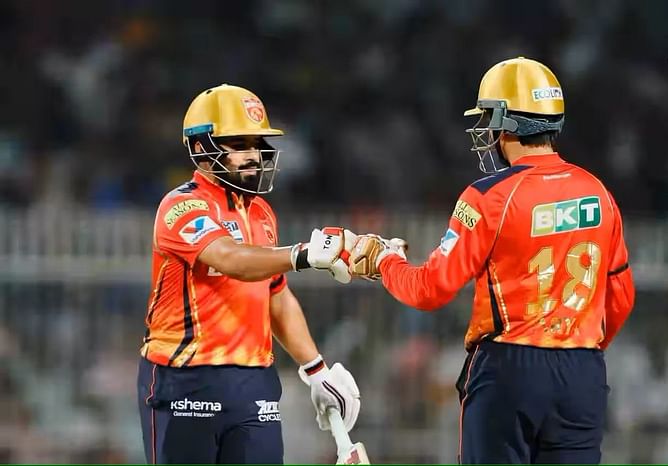 KKR vs PBKS : प्रियांश आर्या और प्रभसिमरन सिंह की धमाकेदार बल्लेबाजी, पंजाब किंग्स ने बनाया विशाल स्कोर