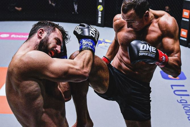 WATCH: Towering terror Roman Kryklia mauls Andrei Stoica to retain light heavyweight kickboxing throne in Singapore