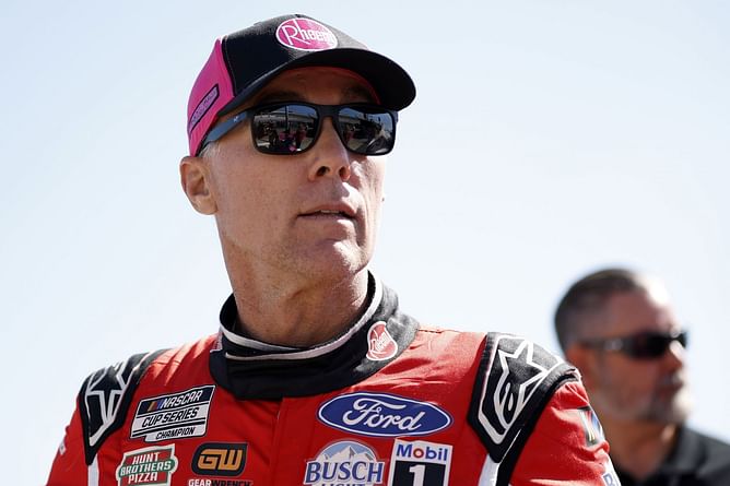 Kevin Harvick picks Joe Gibbs's ace driver as a favorite to win the 2025 Darlington Cup race