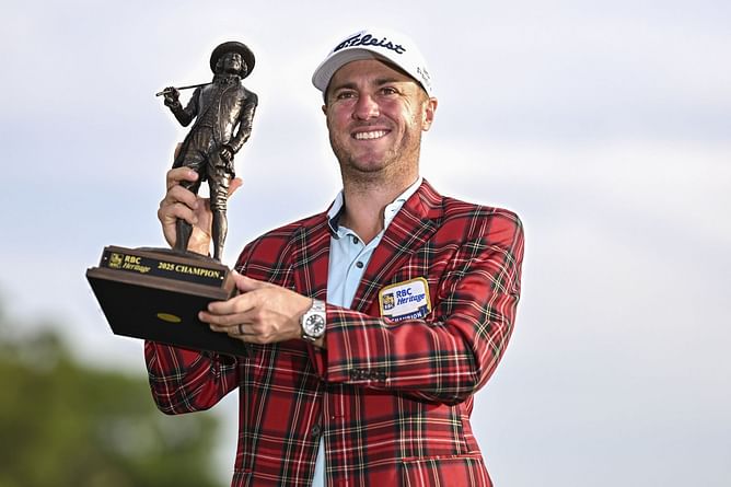 What Justin Thomas said to his caddie before he made the winning putt at the RBC Heritage