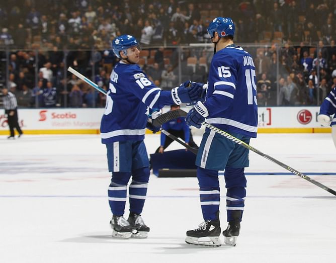 Mitch Marner pens 5-word reaction for former Leaf Matt Martin's final home game with NY Islanders