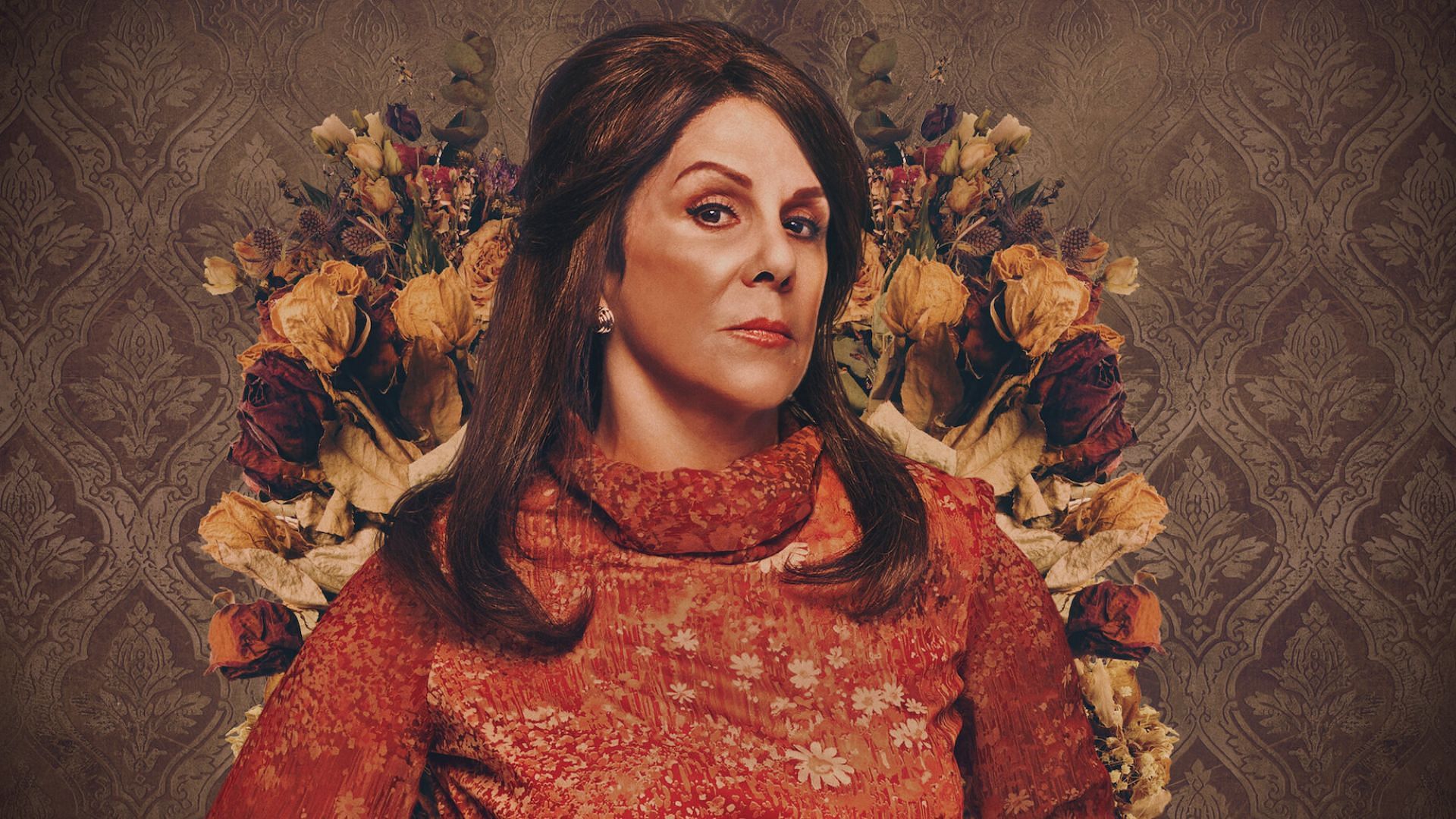 A wealthy but dysfunctional family runs a failed cabaret and a fancy flower shop (Image via Netflix)