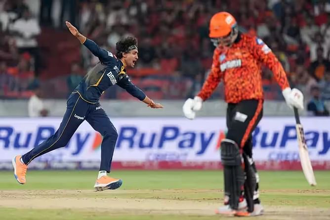 "They will collapse if you prepare a turning pitch for them" - Aakash Chopra on SRH's IPL 2025 loss vs GT