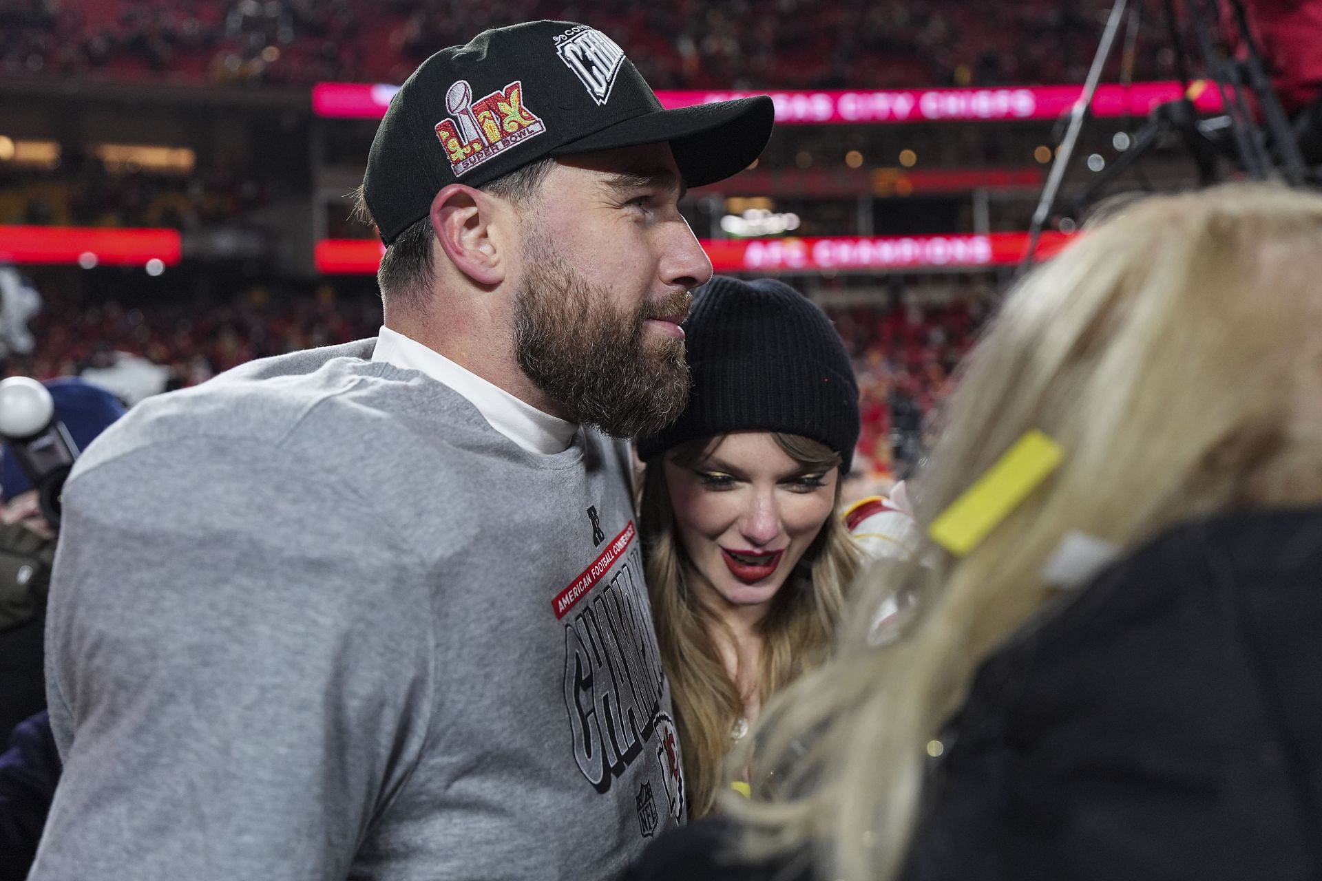 Travis Kelce and Taylor Swift at the AFC Championship Game: Buffalo Bills v Kansas City Chiefs(Image via Getty)
