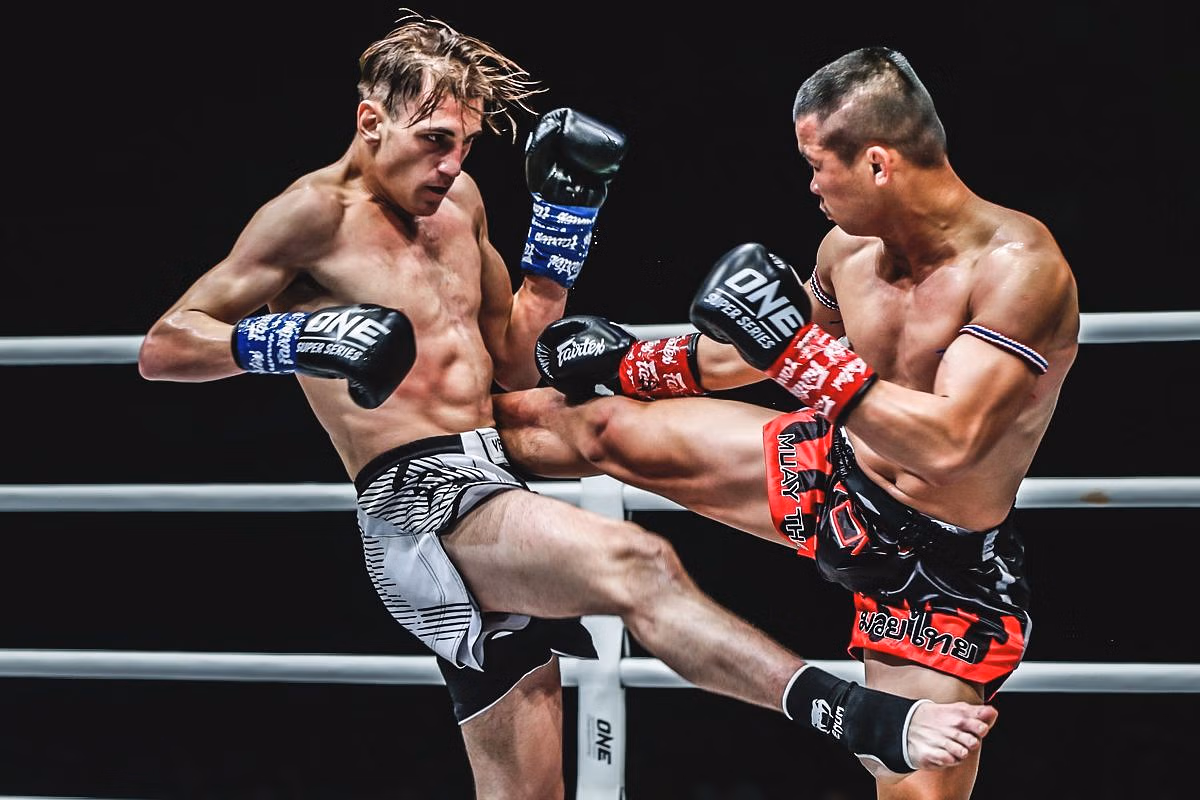 Brice Delval (left), Nong-O Hama (right) [Photo via ONE Championship]